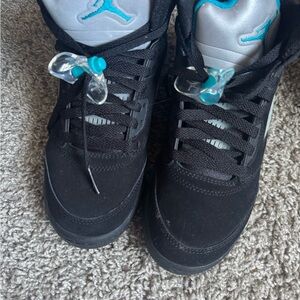 Jordan 5 retro Black and Blue Sneakers Suede Upper